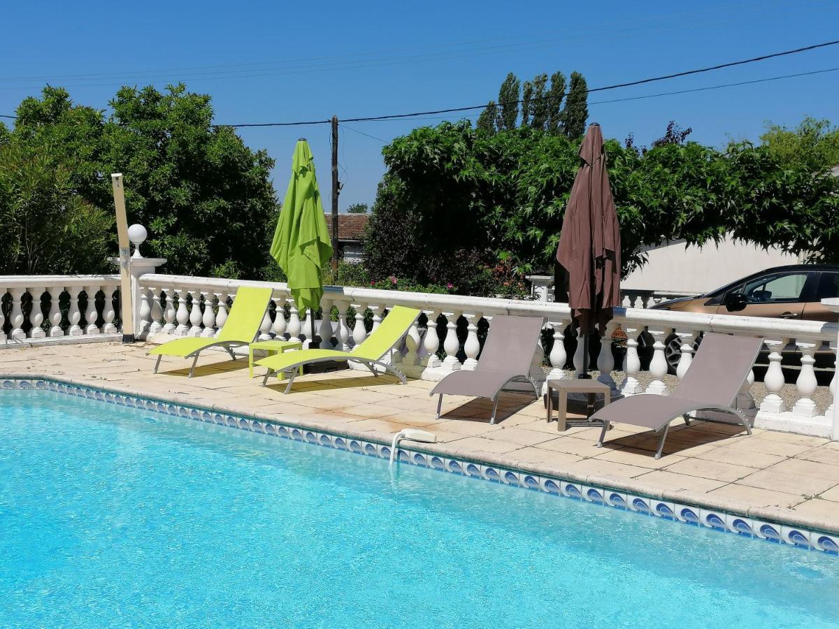 "Les Peyres" Hotel Lamothe-Landerron Bagian luar foto