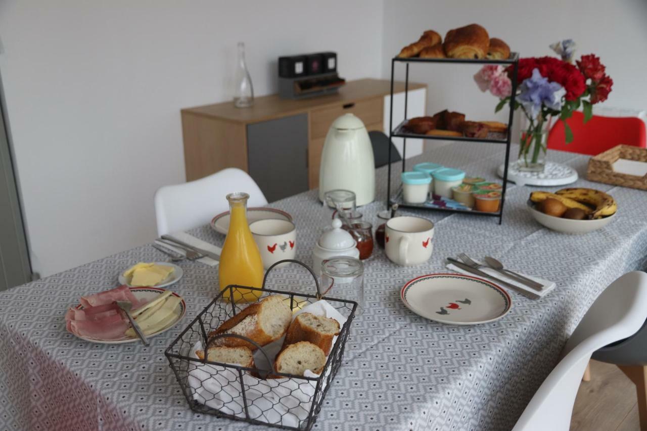 "Les Peyres" Hotel Lamothe-Landerron Bagian luar foto