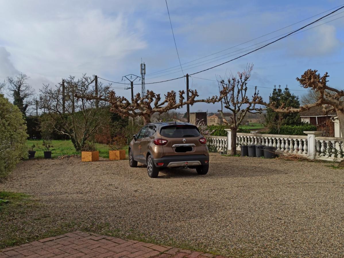 "Les Peyres" Hotel Lamothe-Landerron Bagian luar foto